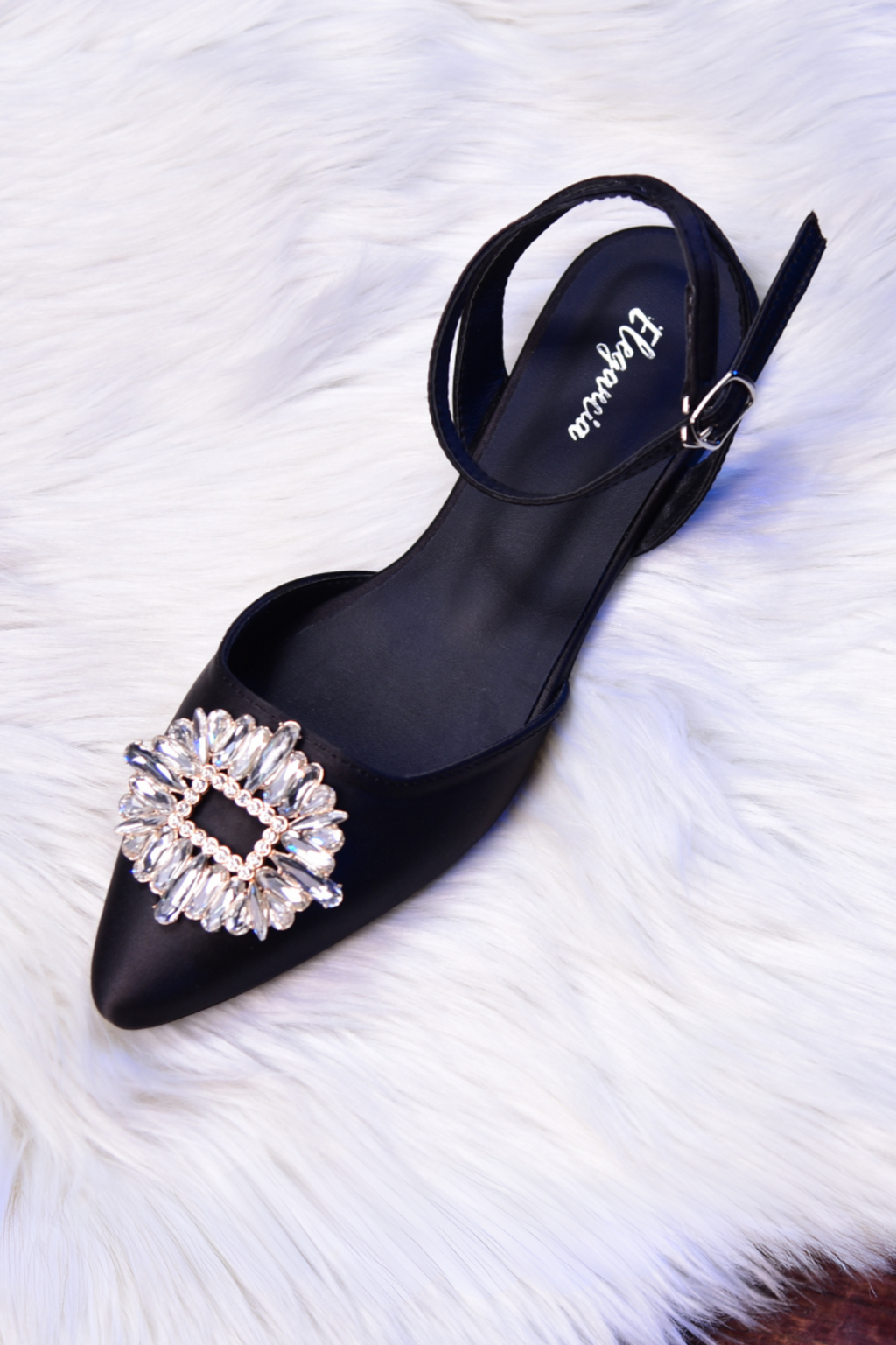 Elegancia Women's Flat Pumps QUEEN